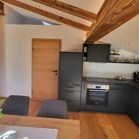 شقة Am Waldrand 252 Neukirchen am Großvenediger