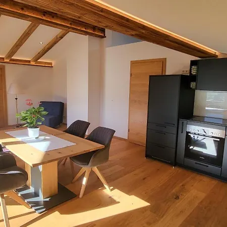 Am Waldrand 252 Appartement *