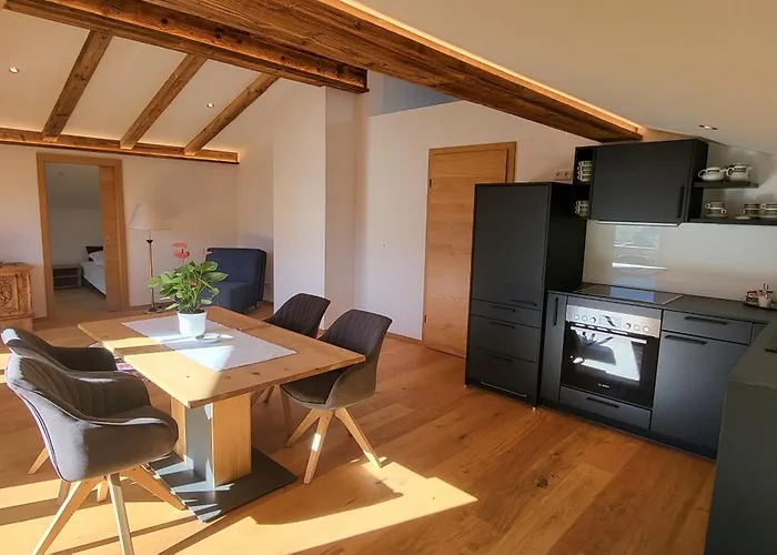 Am Waldrand 252 Appartement *