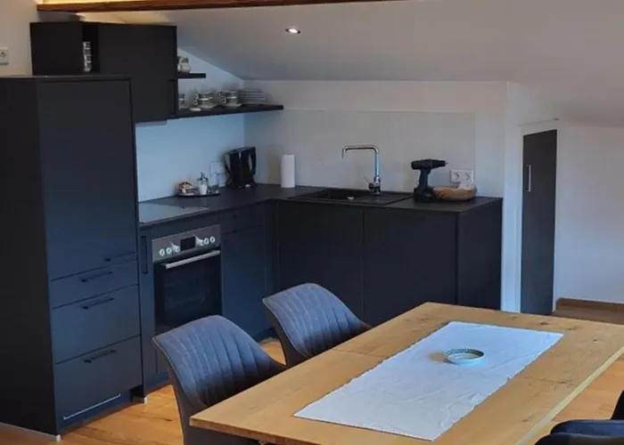 Am Waldrand 252 Appartement *